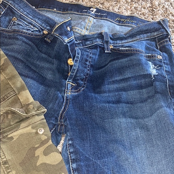 American Eagle highwaist Capri & 7-4mankind Jeans - Picture 4 of 6